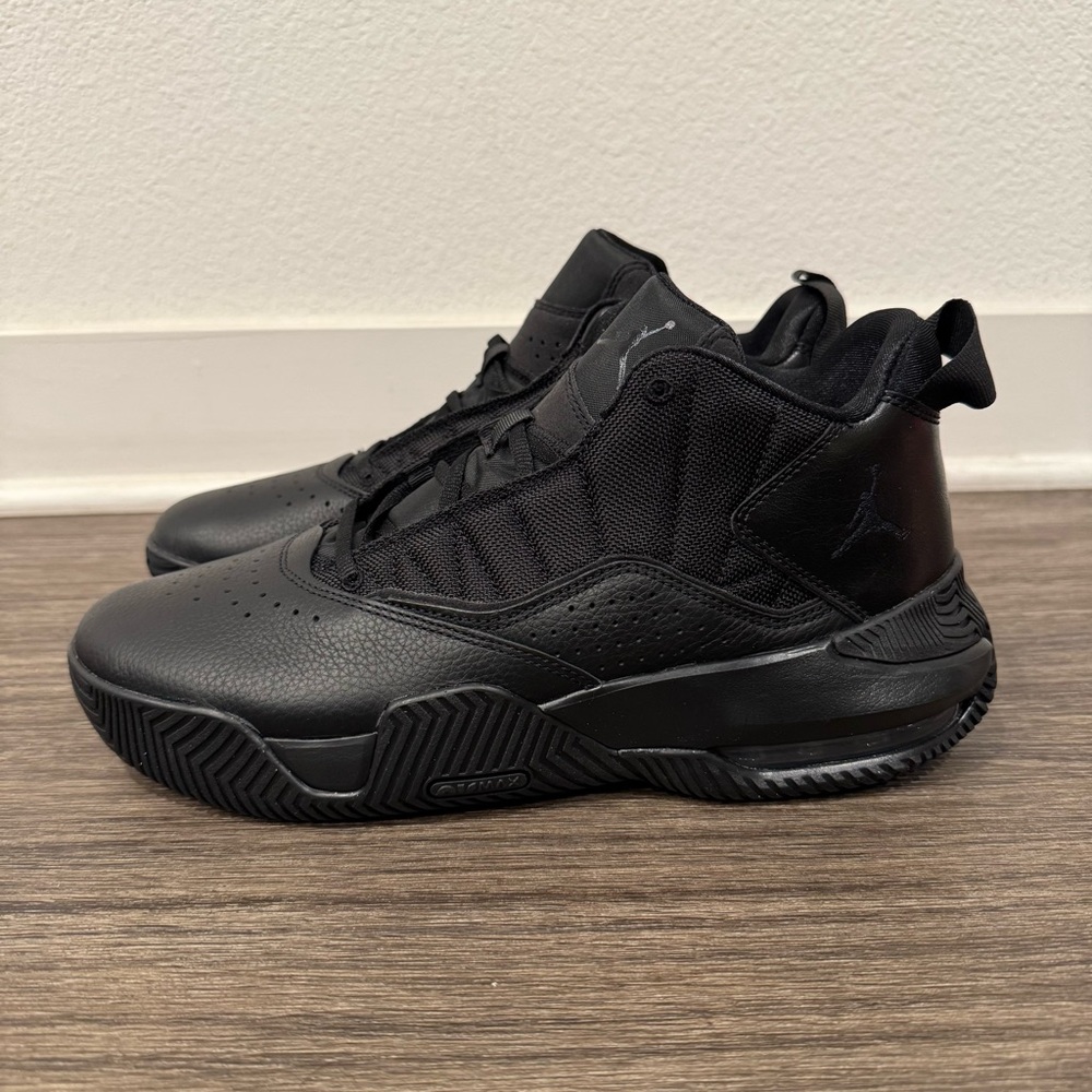 Nike Jordan Stay Loyal sz 11.5